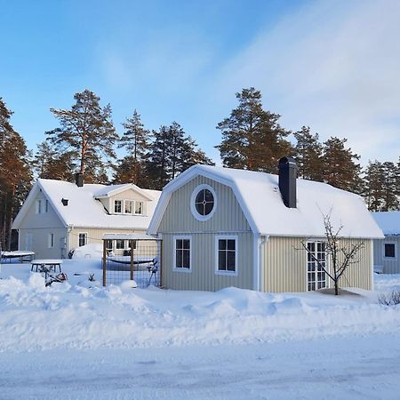 Charmigt Hus Och Mysigt Boende! Hudiksvall Exteriör bild